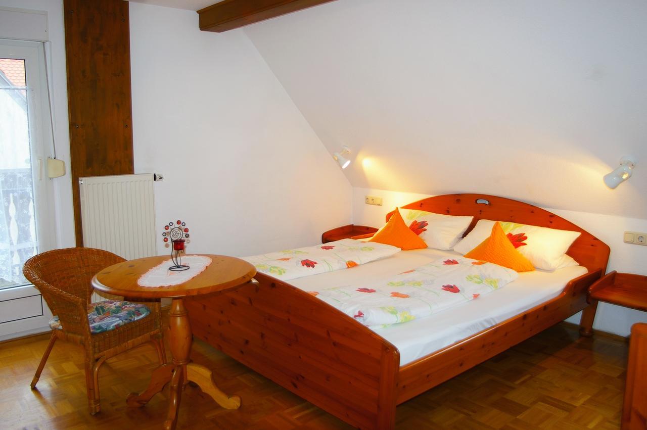 Windelsbach Gasthaus Zur Krone מראה חיצוני תמונה